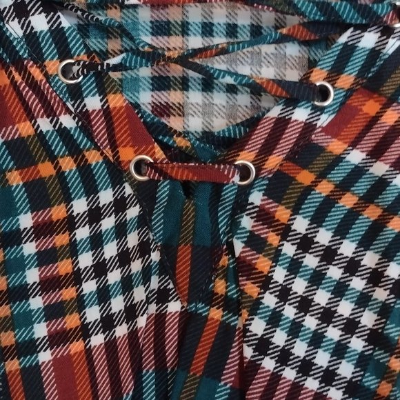 Signature Studio plaid top - size Medium - Picture 2 of 11